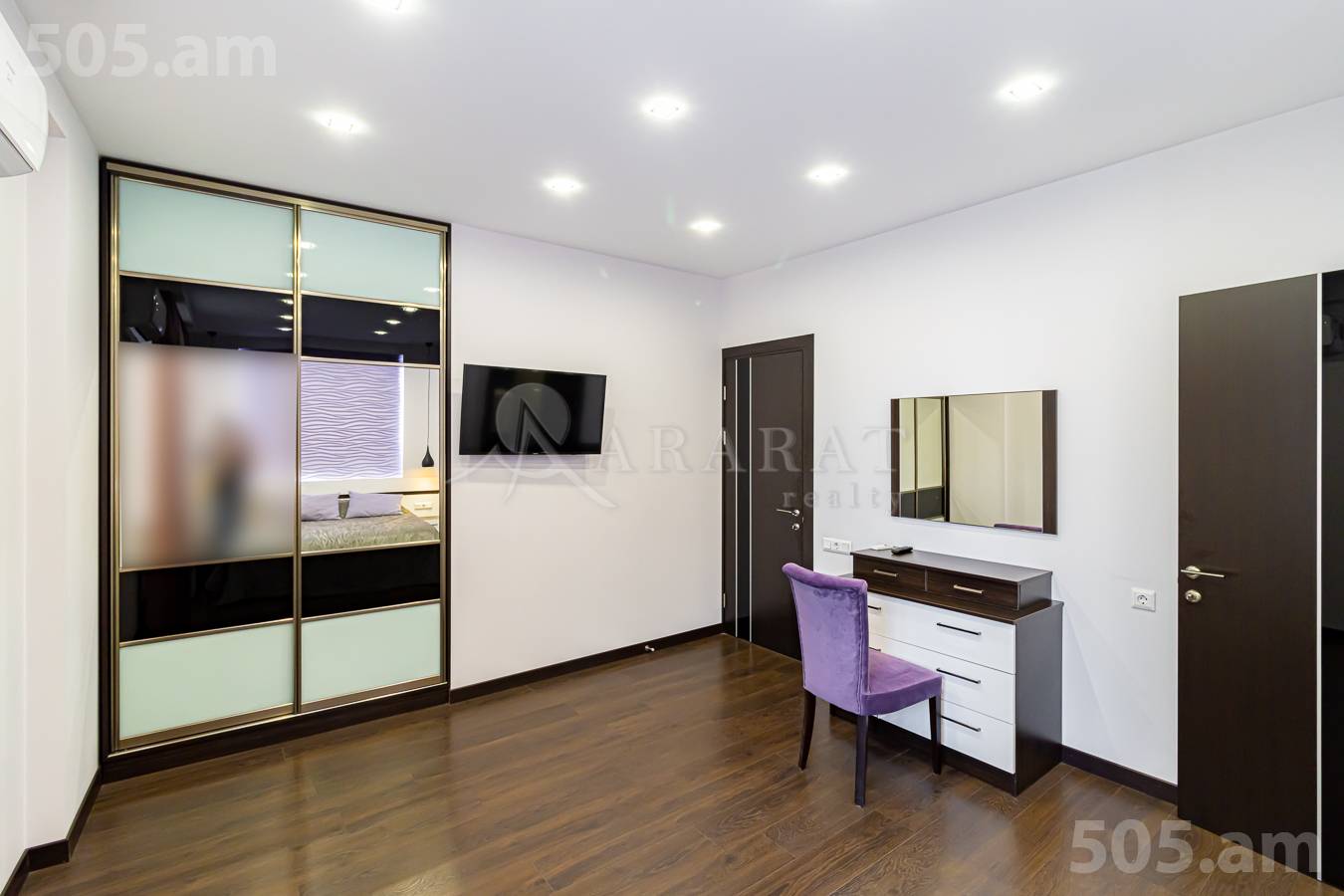 4 bedroom apartment for rent خیابان آرام, مرکز شهر ایروان, 152818