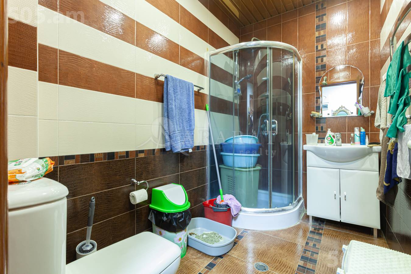 6 սենյականոց բնակարան  Արամի փող նր, Կենտրոն Երևան, 154608