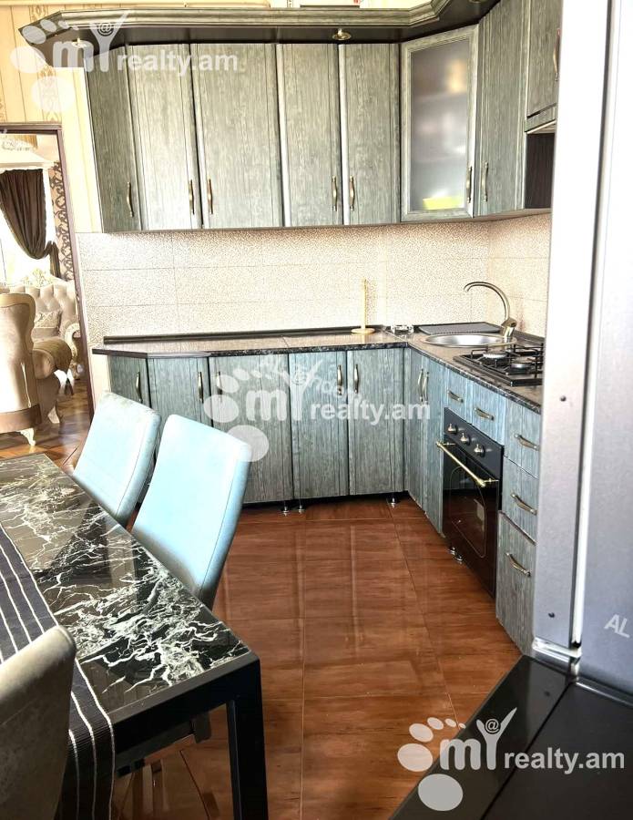 3 bedroom apartment for sale خیابان مامیکونیانتس, عربگیر ایروان, 150557