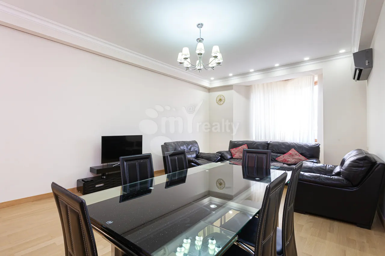 3 bedroom apartment for sale Aram St, Center Yerevan, 157332