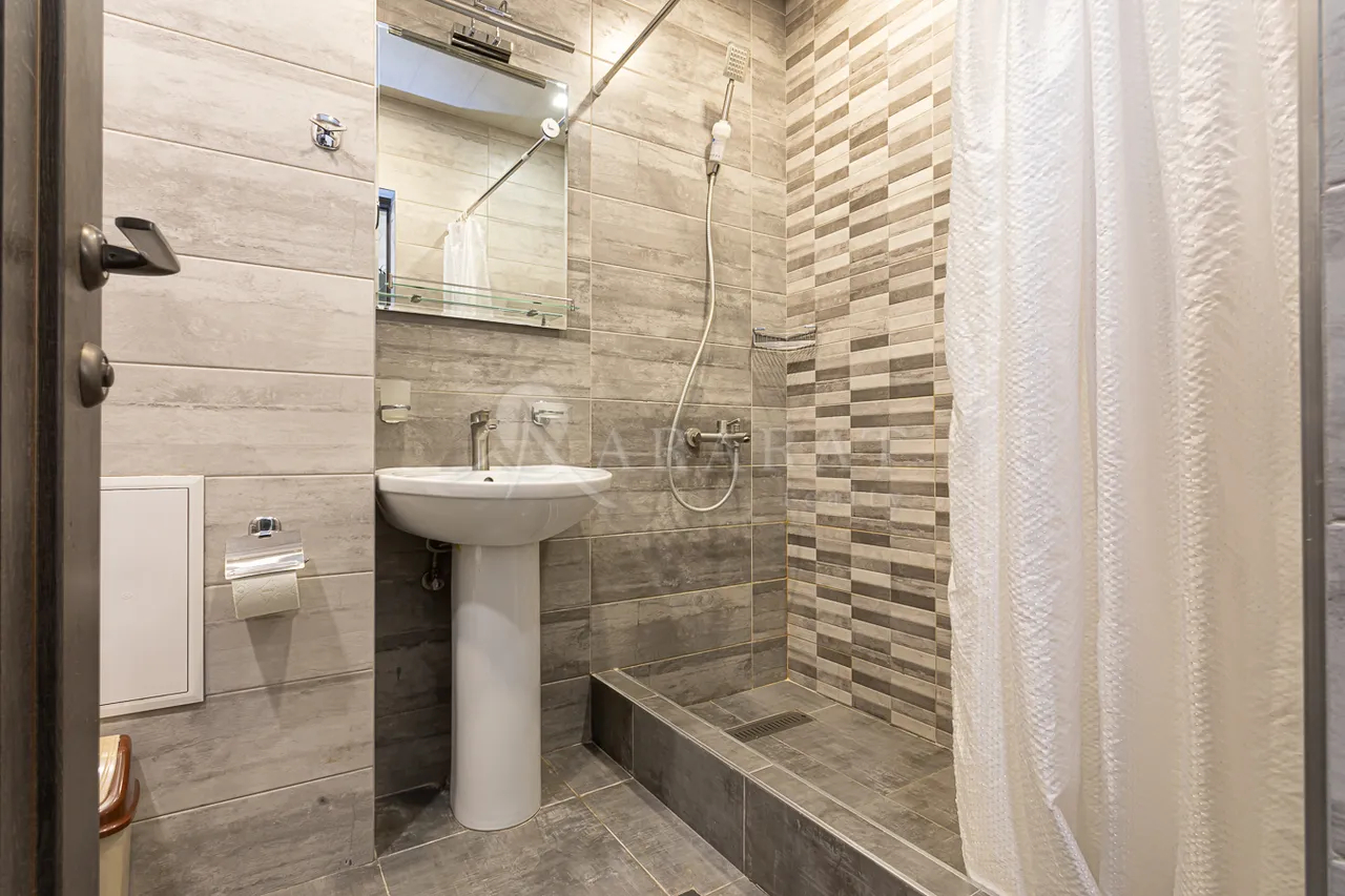 2 bedroom apartment for rent خیابان ماشتوتس, مرکز شهر ایروان, 158214