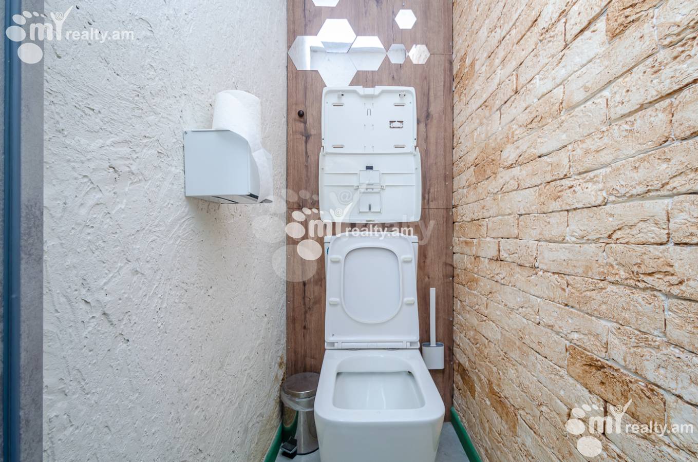 Կոմերցիոն տարածք  Սարյան փող, Կենտրոն Երևան, 153804