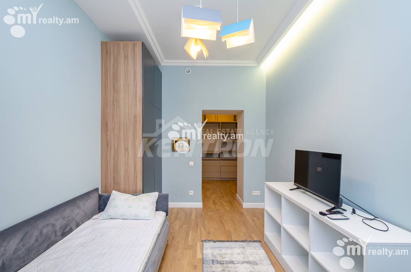 3 սենյականոց բնակարան  Նալբանդյան փող, Կենտրոն Երևան, 152842