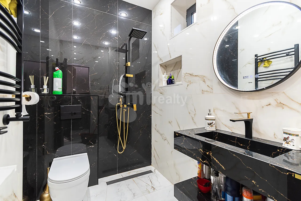 Купить дом Паруйр Севак 11, Аван Ереван, 159479