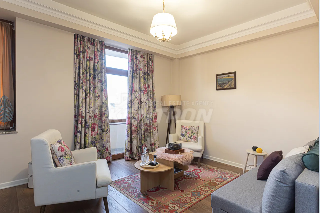 3 bedroom apartment for sale Orbeli Yeghbayrner   St, Arabkir Yerevan, 159690