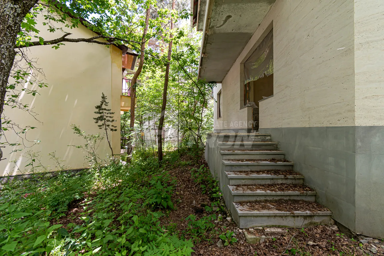 House for sale V. Harutyunyan street, Tsaghkadzor Kotayk, 157255