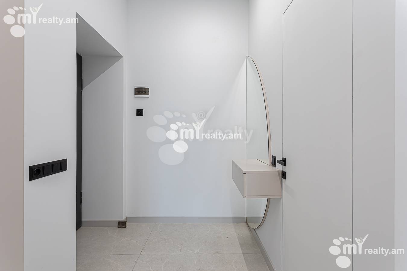 3 bedroom apartment for sale خیابان هانراپتوتیان کوچه 2, مرکز شهر ایروان, 156917