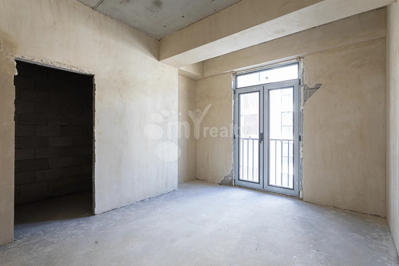 4 bedroom apartment for sale خیابان آنتارایین, مرکز شهر ایروان, 159760