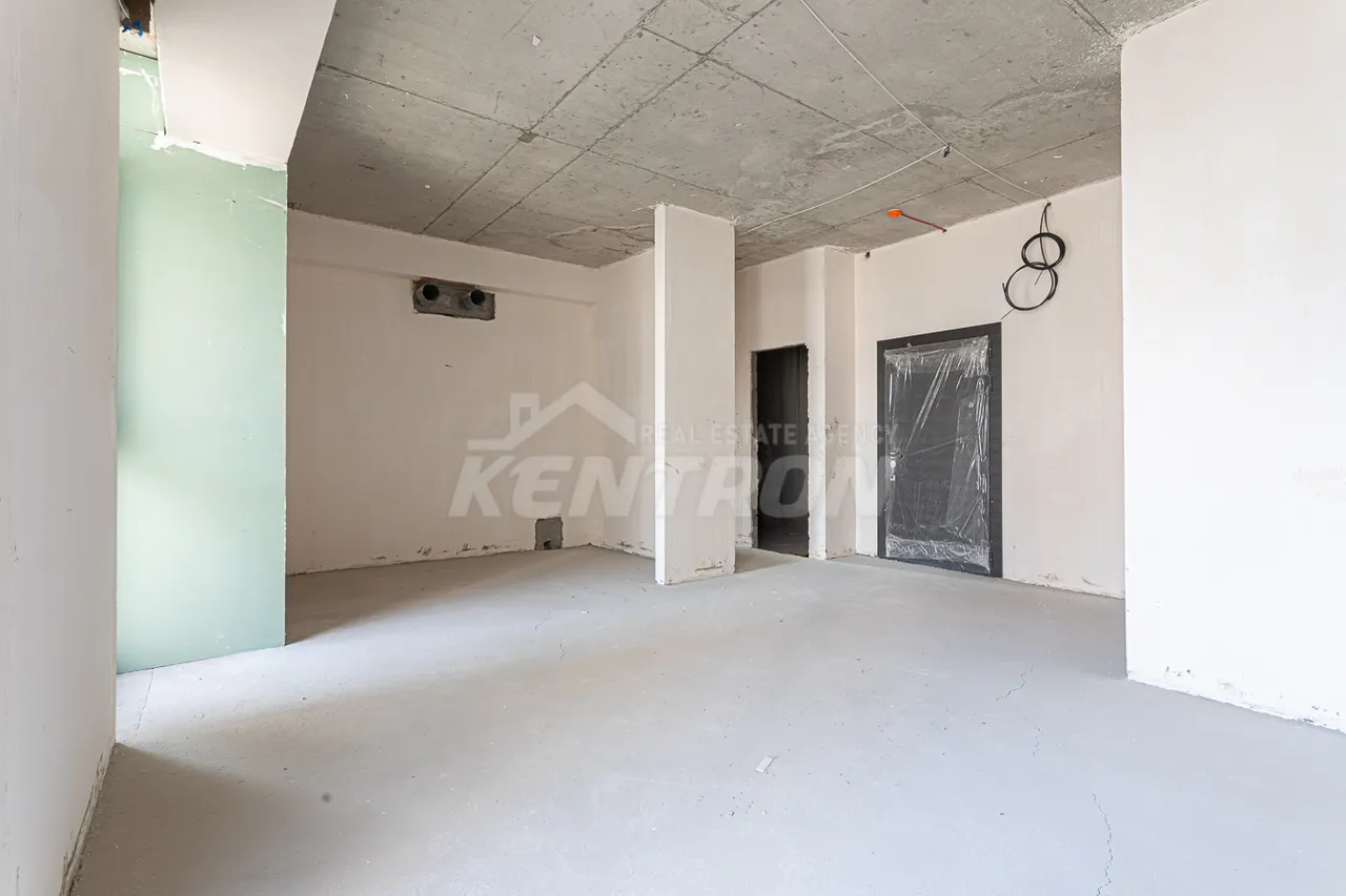 4 սենյականոց բնակարան  Լենինգրադյան փող, Աջափնյակ Երևան, 158332