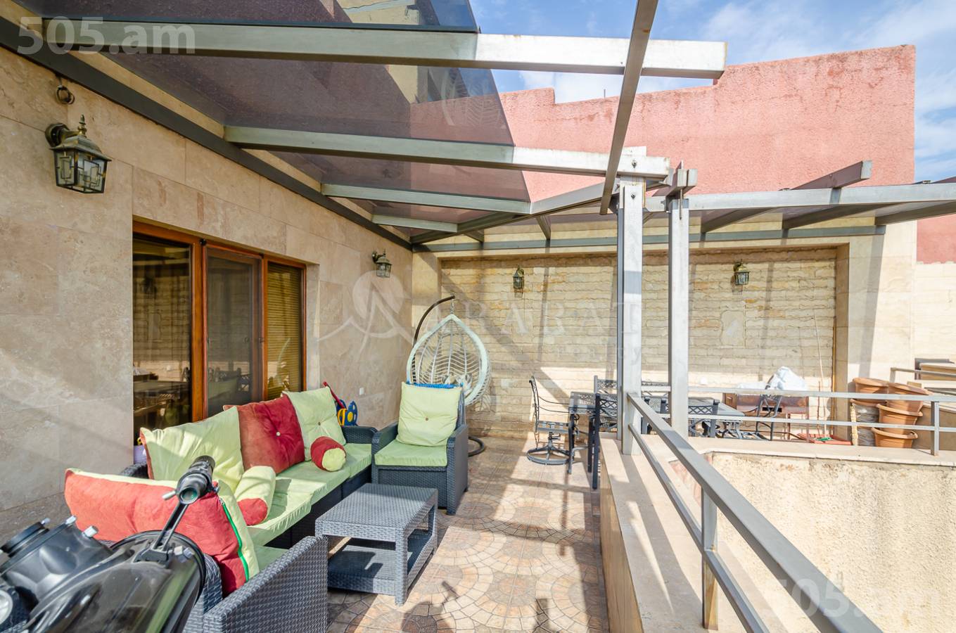 4 սենյականոց բնակարան  Կոմիտասի պող, Արաբկիր Երևան, 153116