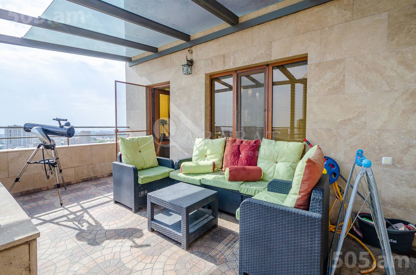 4 սենյականոց բնակարան  Կոմիտասի պող, Արաբկիր Երևան, 153116