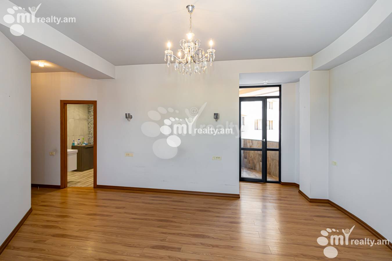 4 bedroom apartment for sale D. Demirchyan St, Center Yerevan, 147372