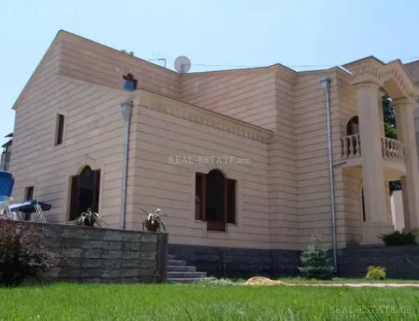 arandznatun-vardzakalutyun-Yerevan-Arabkir