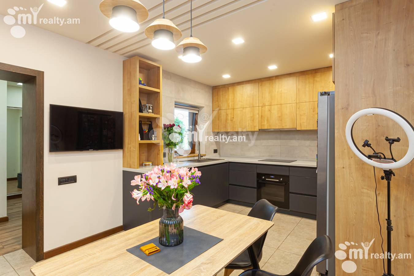 Առանձնատուն  Միկոյան փող, Դավթաշեն Երևան, 151611