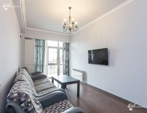 4-senyakanoc-bnakaran-vacharq-Yerevan-Center