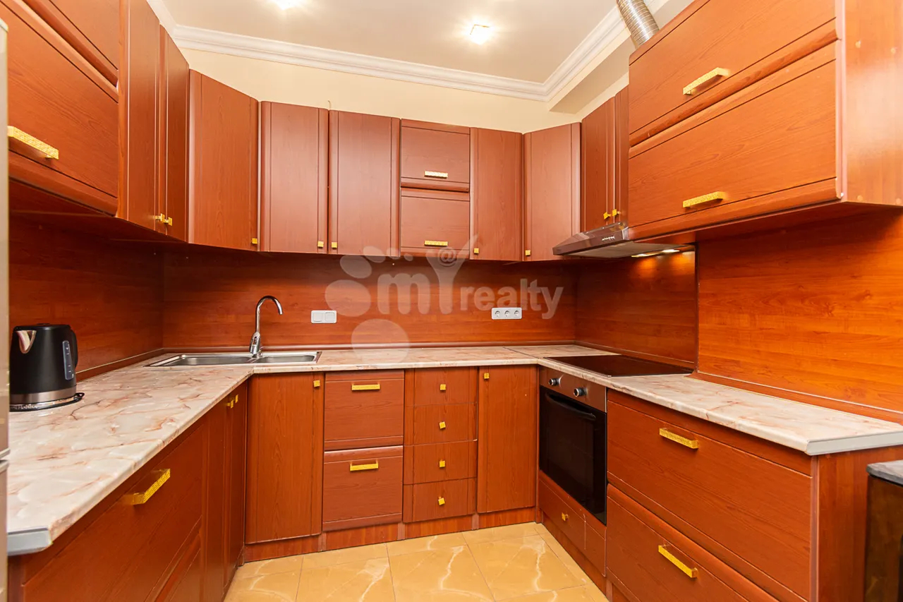 3 bedroom apartment for rent خیابان واردانانتس, مرکز شهر ایروان, 160007