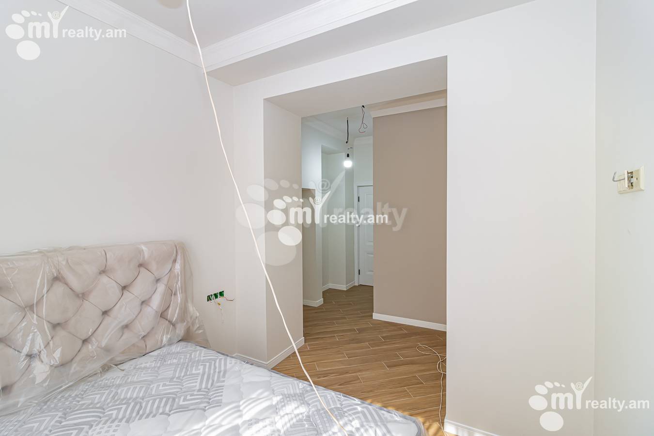 3 bedroom apartment for sale Paronyan St, Center Yerevan, 149046