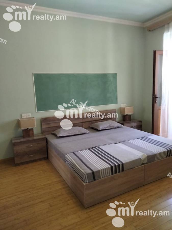 3 bedroom apartment for rent Argishti St, Center Yerevan, 156678