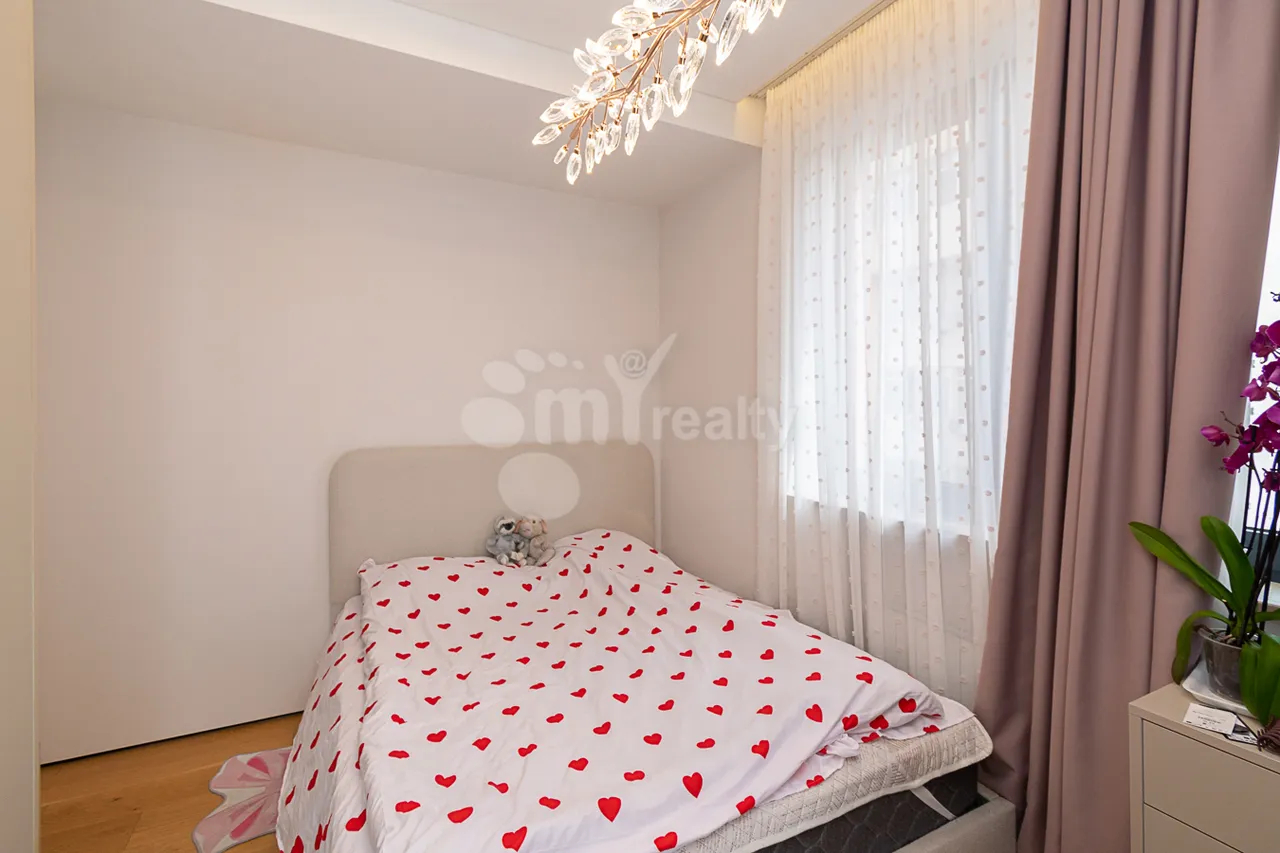 3 սենյականոց բնակարան վարձով Խորենացու փող, Կենտրոն Երևան, 160141