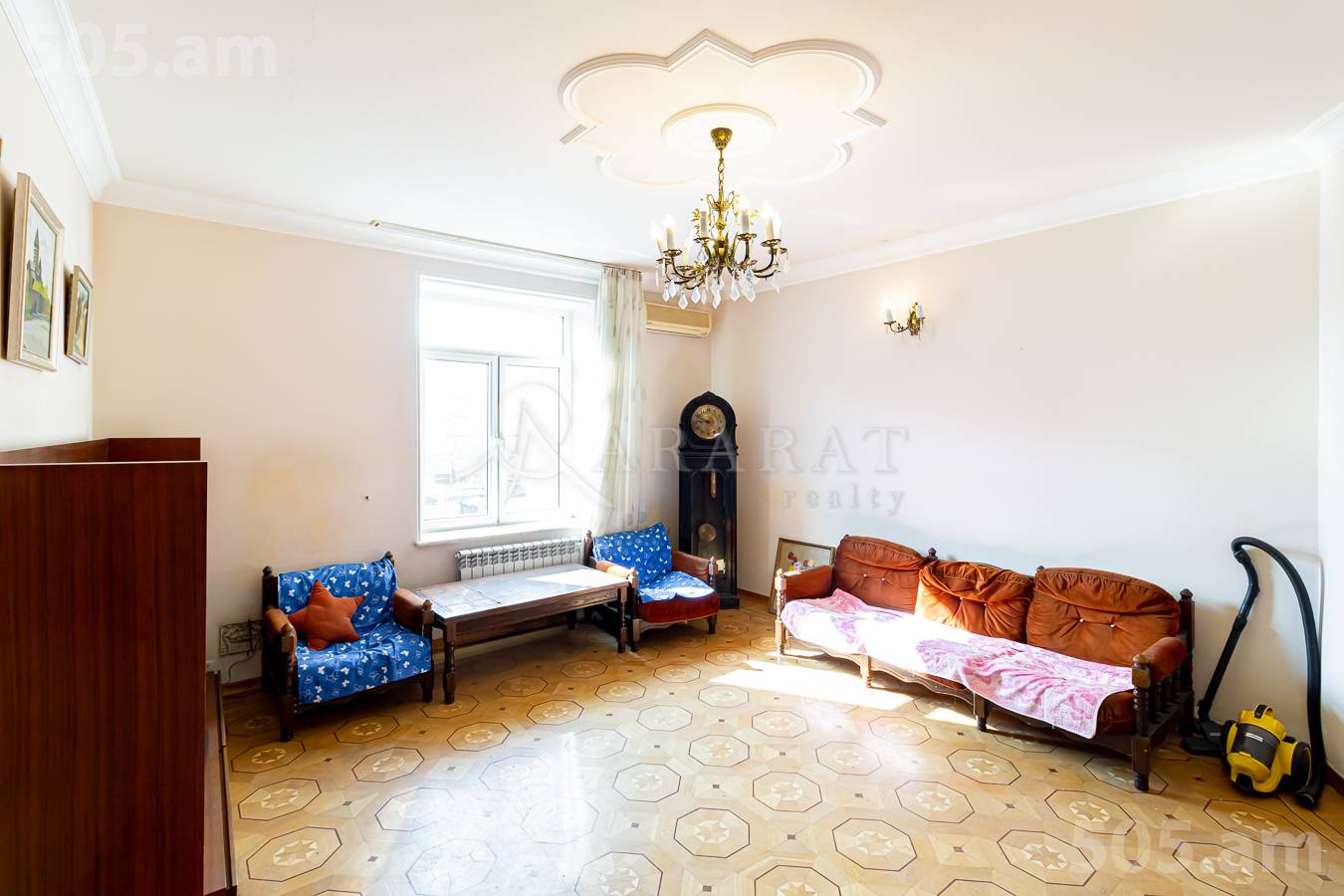 2 սենյականոց բնակարան  Սարյան փող, Կենտրոն Երևան, 154582