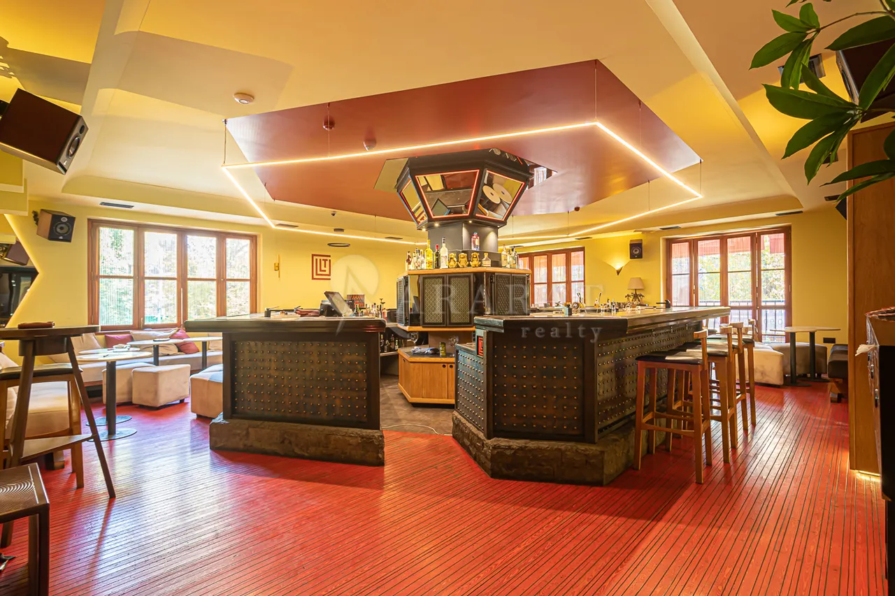 Commercial property for sale Saryan St, Center Yerevan, 157531