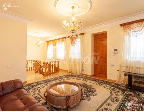 arandznatun-vardzakalutyun-Yerevan-Achapnyak