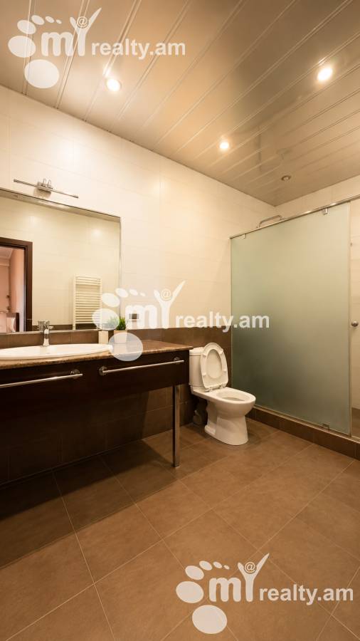 4 bedroom apartment for rent (خیابان باقرامیان (کِنترون, مرکز شهر ایروان, 161003