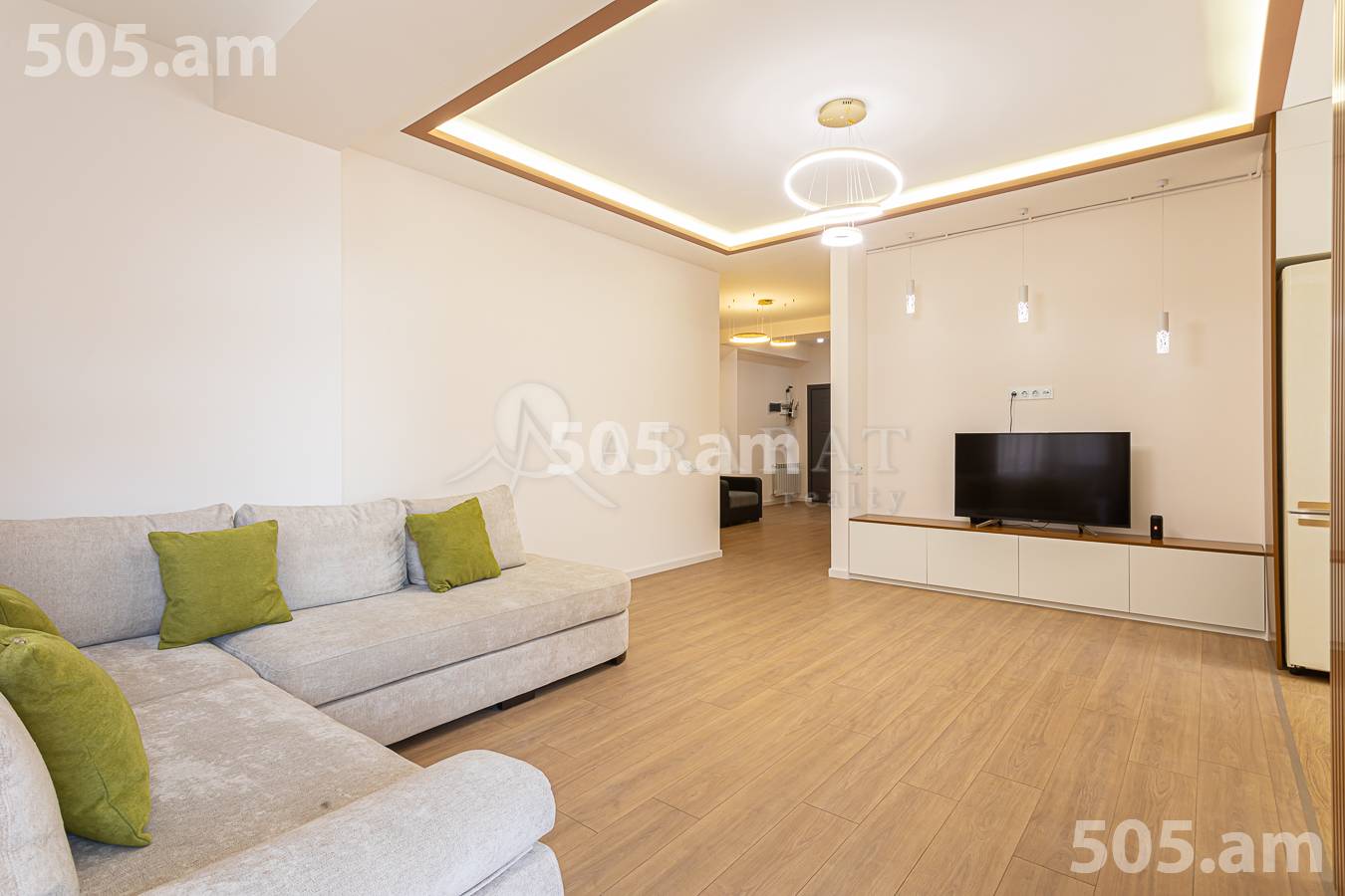 5 սենյականոց բնակարան  Ադոնց փող, Արաբկիր Երևան, 156524