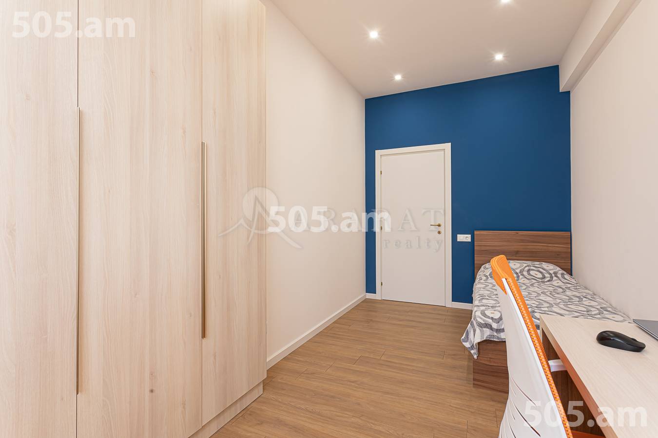 5 սենյականոց բնակարան  Ադոնց փող, Արաբկիր Երևան, 156524