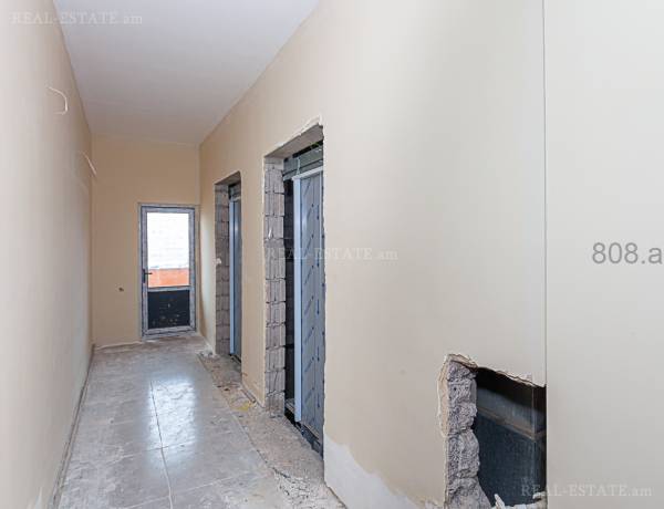 1-senyakanoc-bnakaran-vacharq-Yerevan-Center