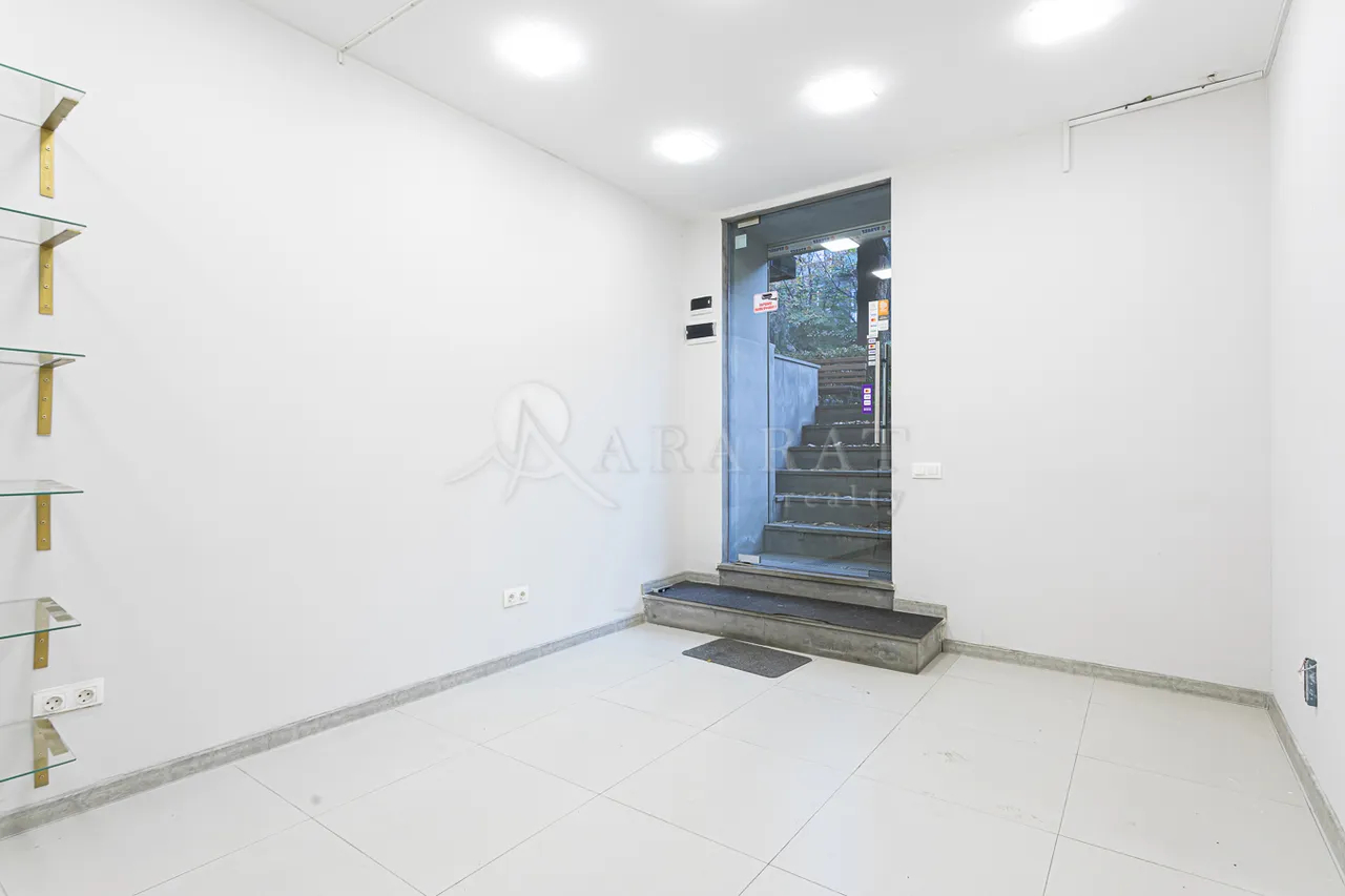 Կոմերցիոն տարածք  Վ.Փափազյան փող, Արաբկիր Երևան, 157817