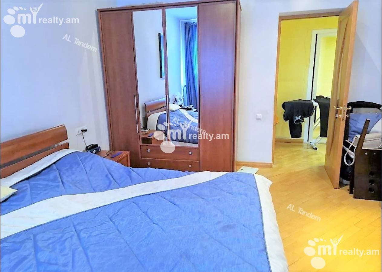 4 bedroom apartment for sale خیابان پوشکین, مرکز شهر ایروان, 140351