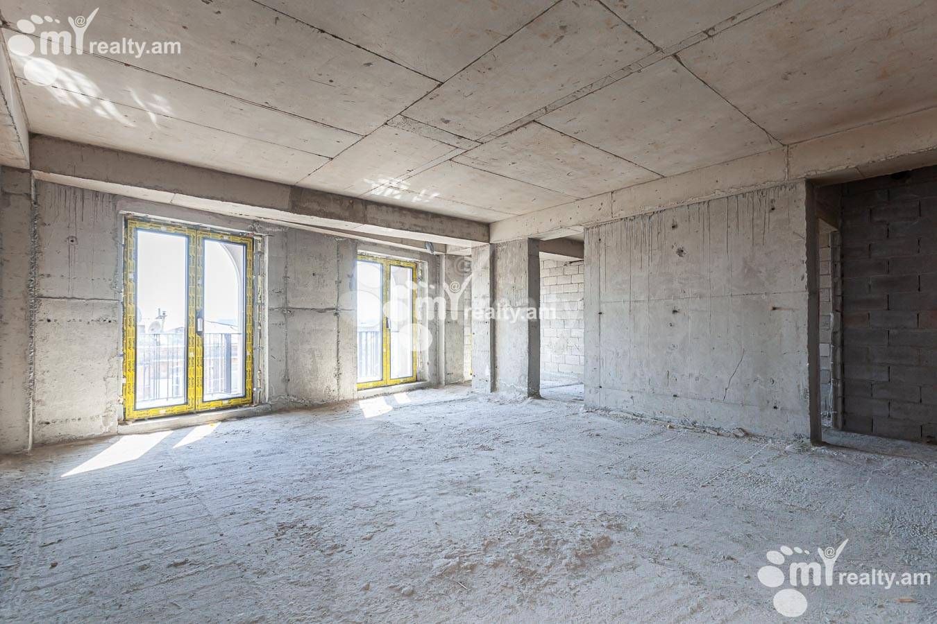 4 bedroom apartment for sale Leo St, Center Yerevan, 152660