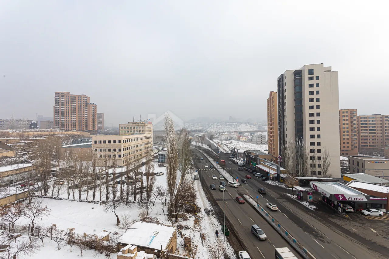 3 սենյականոց բնակարան  Գևորգյան փող․, Դավթաշեն Երևան, 159193