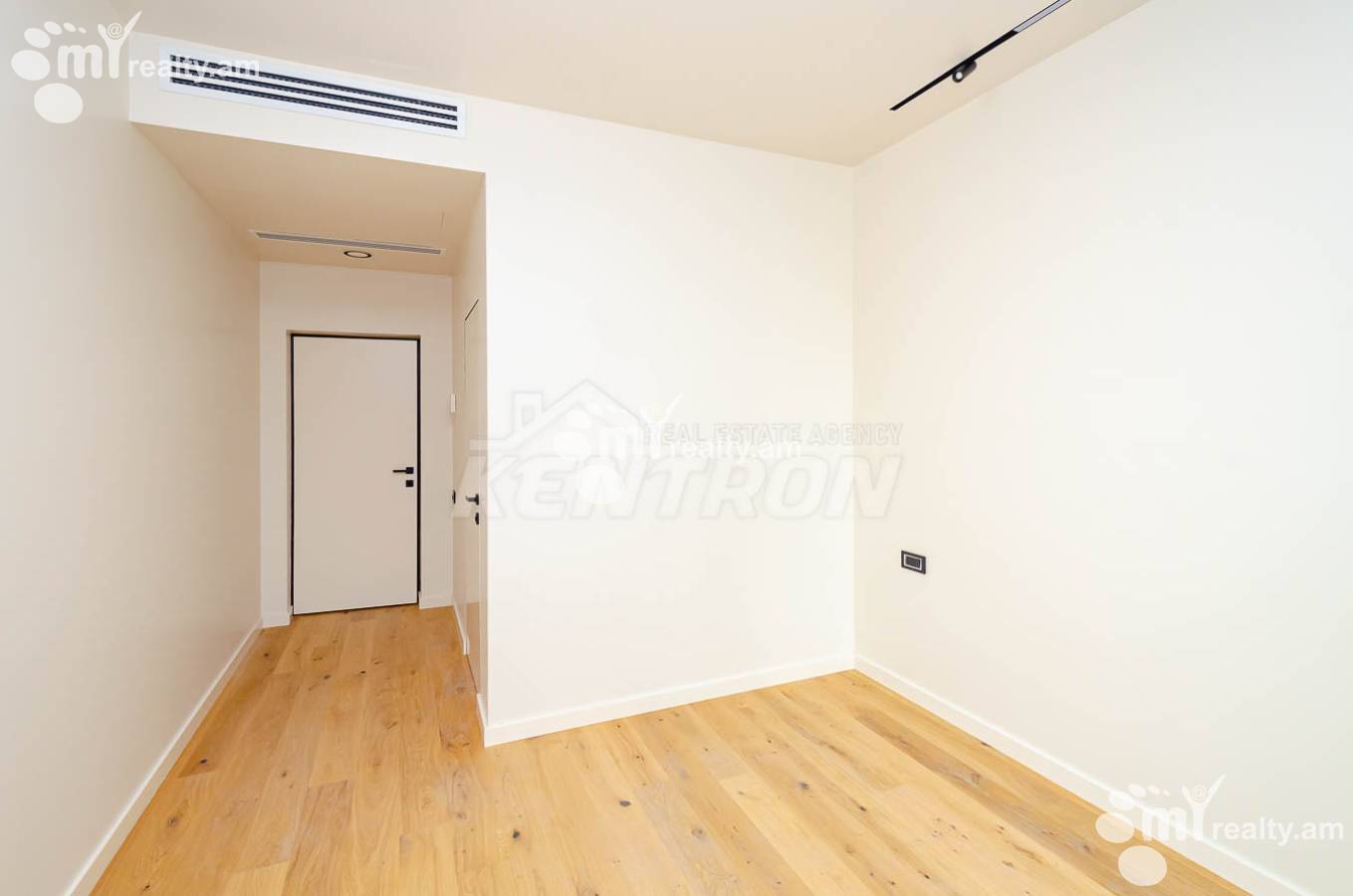 3 bedroom apartment for sale Teryan St, Center Yerevan, 136967