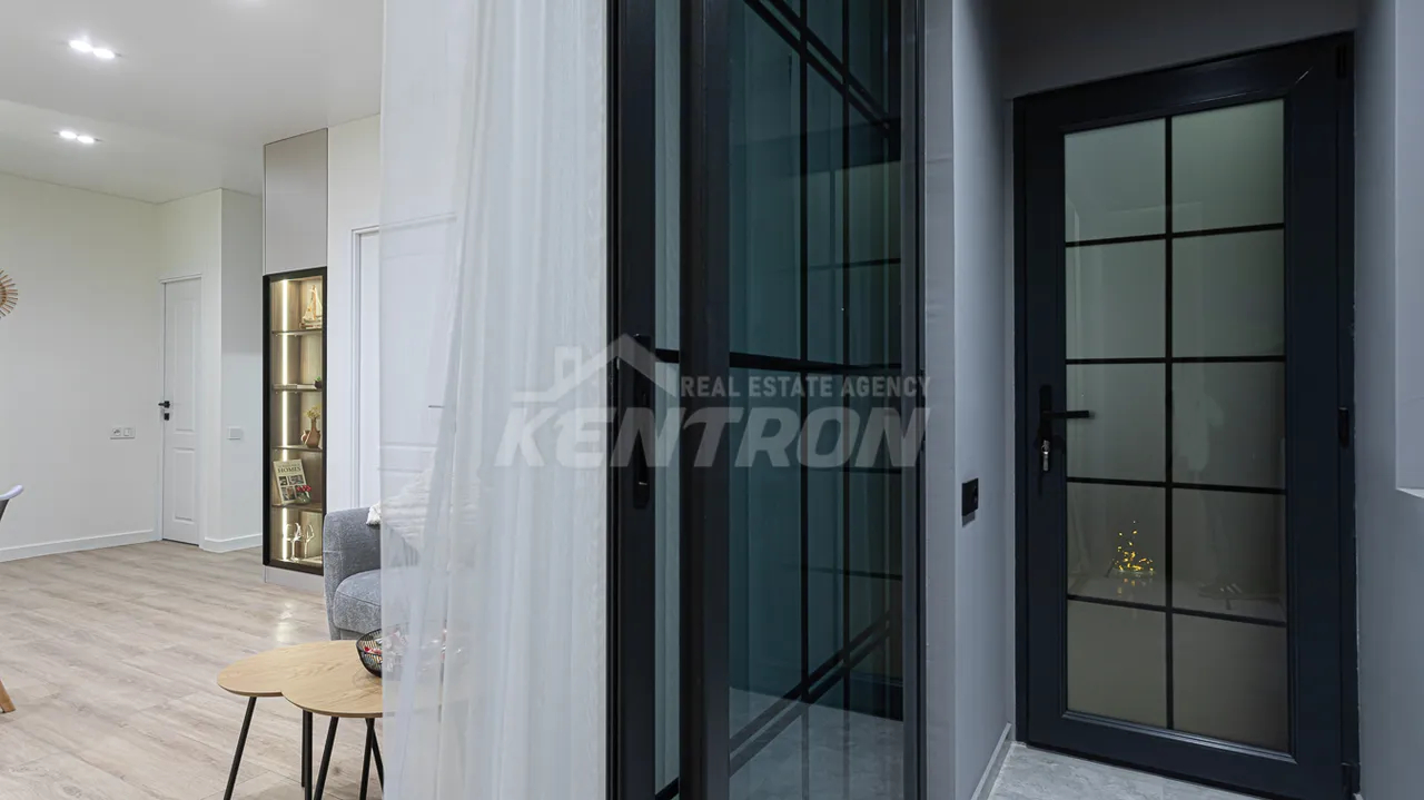 2 bedroom apartment for sale Pushkin St, Center Yerevan, 158059