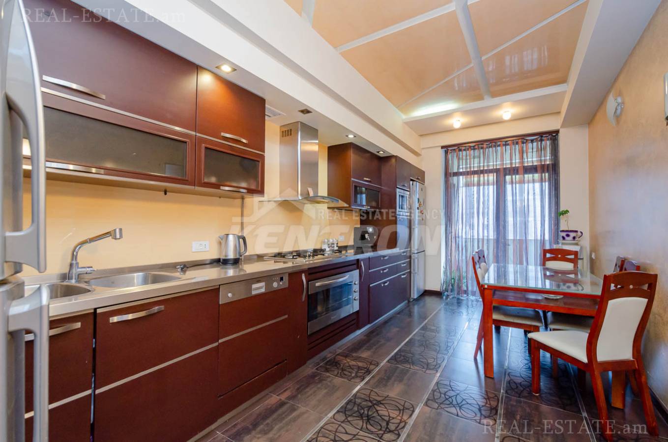 3 սենյականոց բնակարան  Եկմալյան փող, Կենտրոն Երևան, 139925