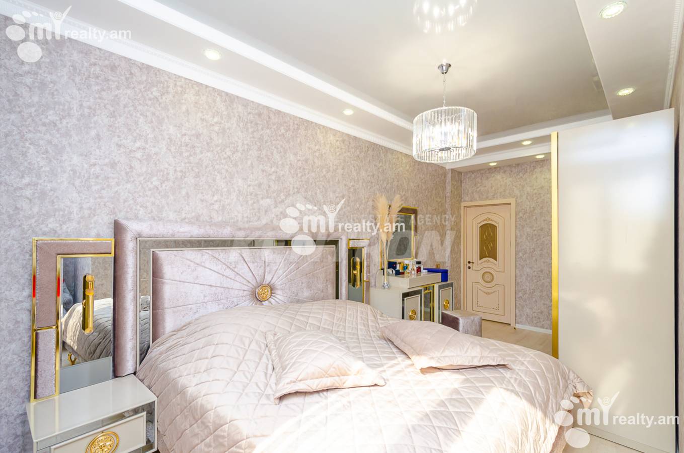 3 սենյականոց բնակարան  Անտառային փող, Կենտրոն Երևան, 154790