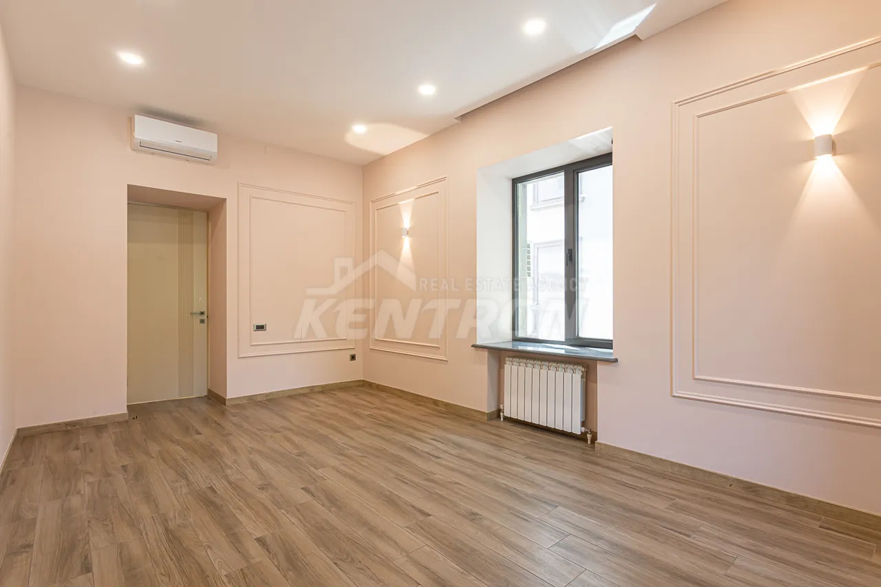 Commercial property for rent Mashtots Ave, Center Yerevan, 158865