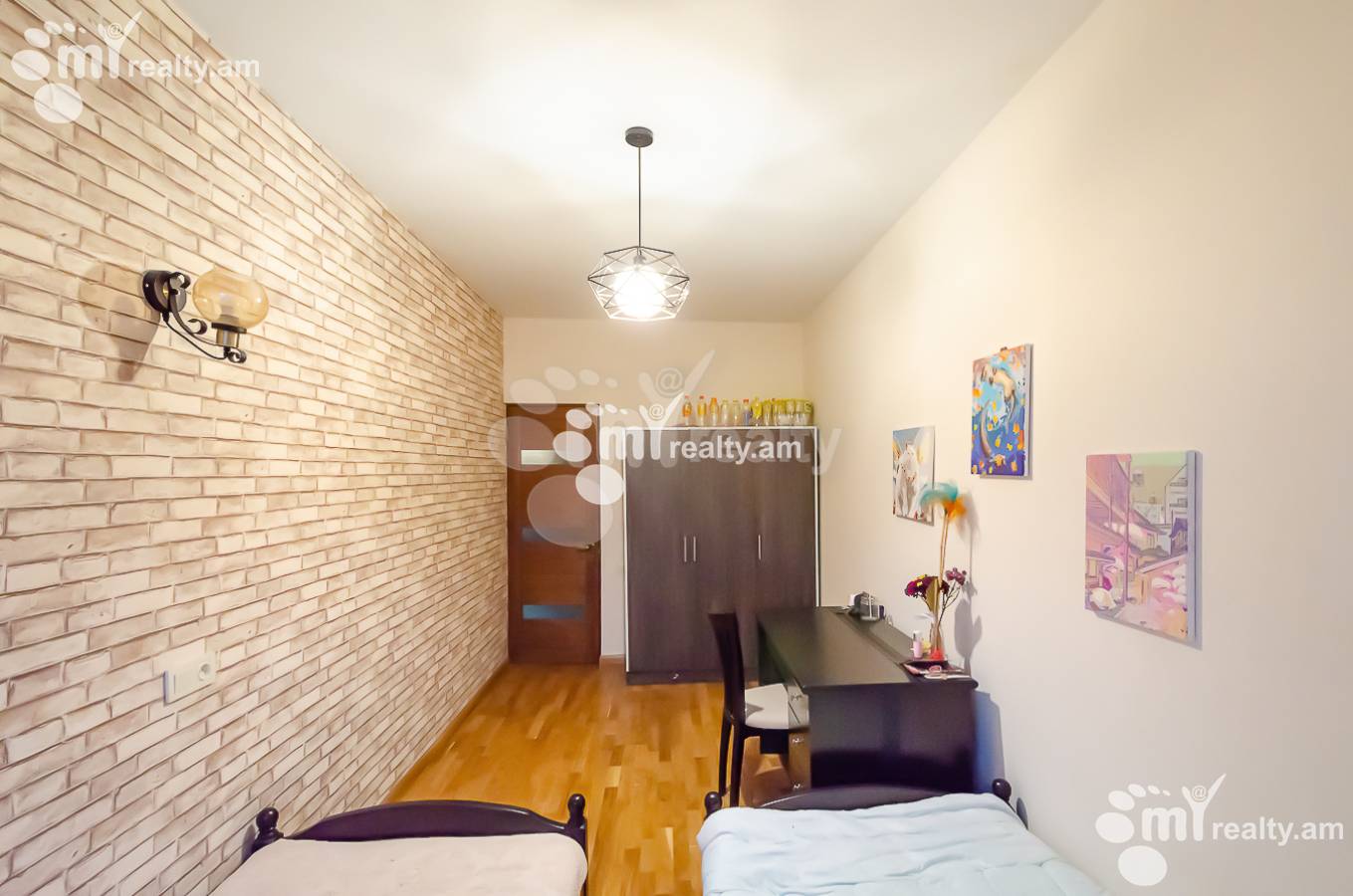 3 սենյականոց բնակարան  Սարյան փող, Կենտրոն Երևան, 154929