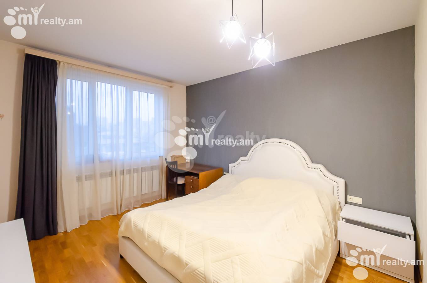 3 սենյականոց բնակարան  Սարյան փող, Կենտրոն Երևան, 154929