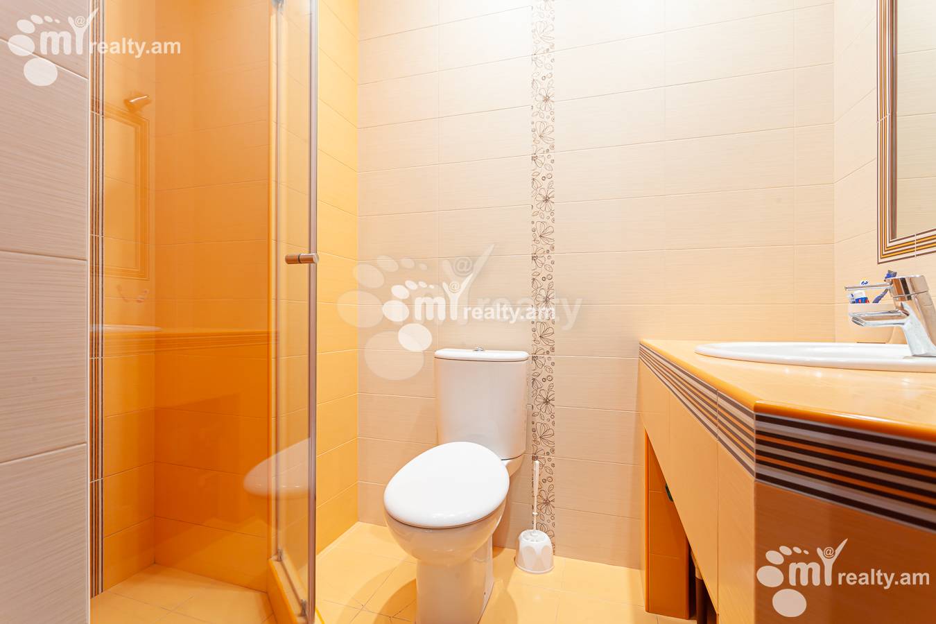 4 սենյականոց բնակարան  Դ. Դեմիրճյան փող, Կենտրոն Երևան, 155795