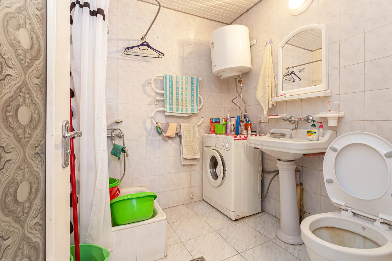 Commercial for sale خیابان ابوویان, مرکز شهر ایروان, 158521