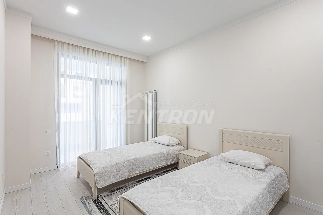 4 սենյականոց բնակարան վարձով Բուզանդի փող, Կենտրոն Երևան, 158867