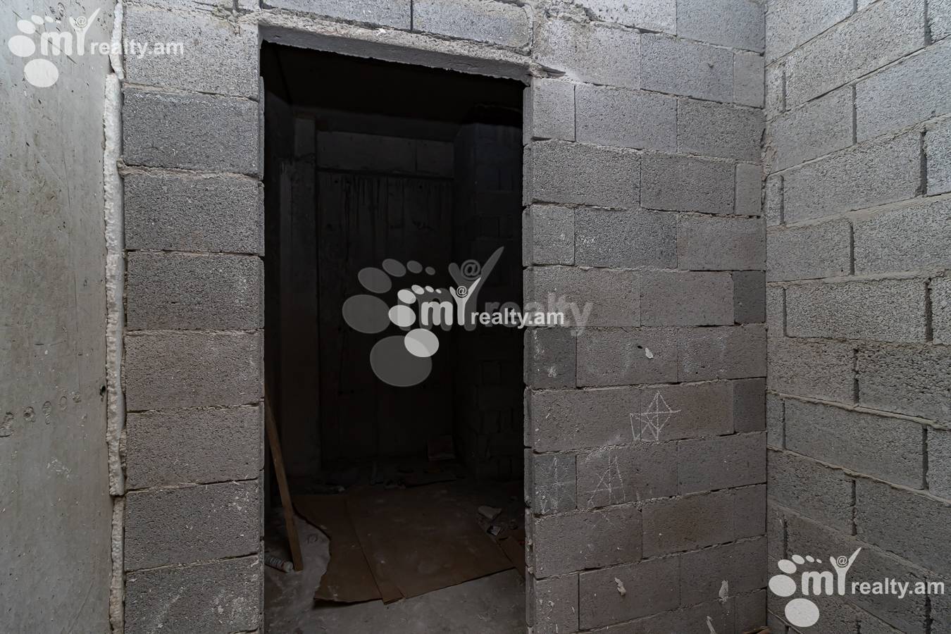 4 սենյականոց բնակարան  Լենինգրադյան փող, Աջափնյակ Երևան, 145346