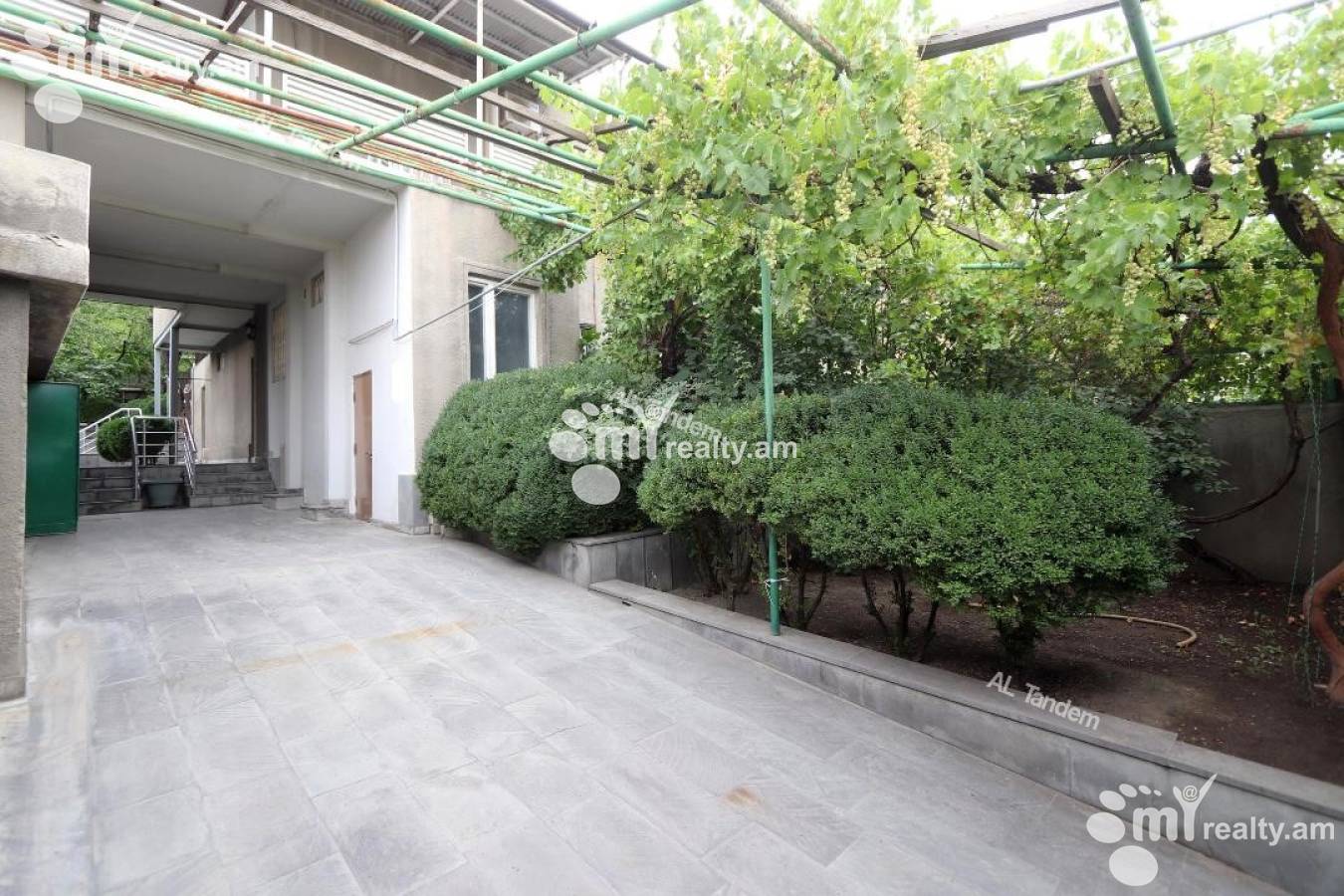 House for rent A. Tigranyan St, Quanaquère-Zeytoun Yerevan, 122861