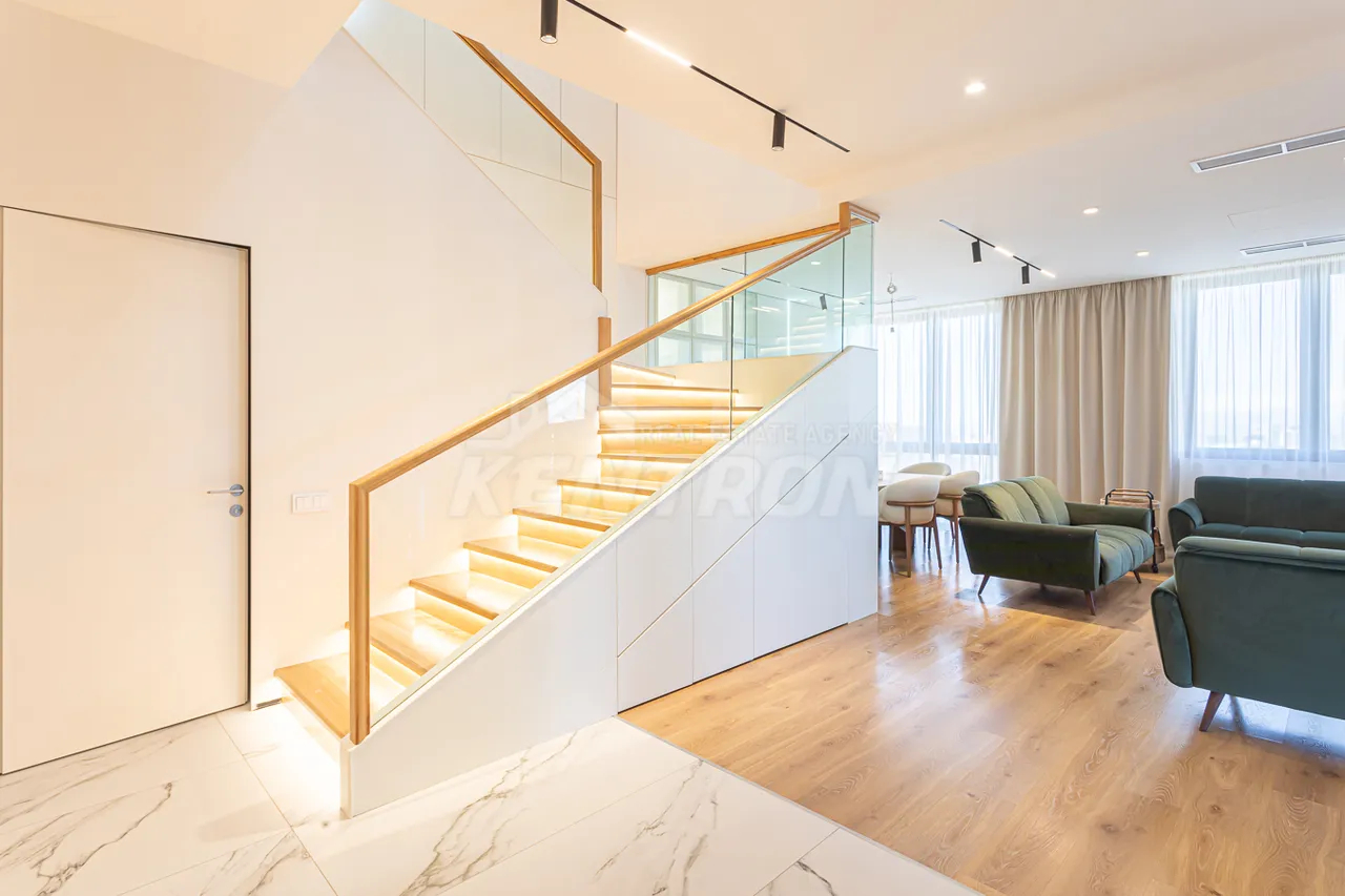 4 bedroom apartment for sale Nersisyan dead end, Qanaqer- Sejtun Yerevan, 159494