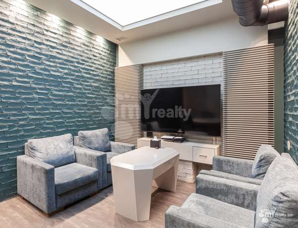 komercion-vacharq-Yerevan-Center