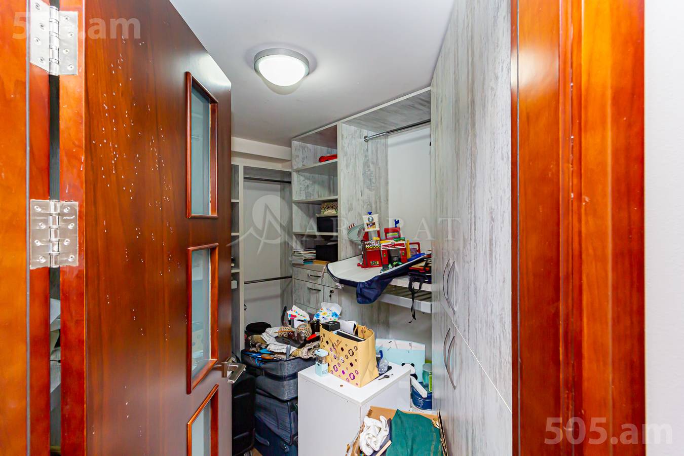 6 սենյականոց բնակարան  Ծարավ Աղբյուրի փող., Ավան Երևան, 152079