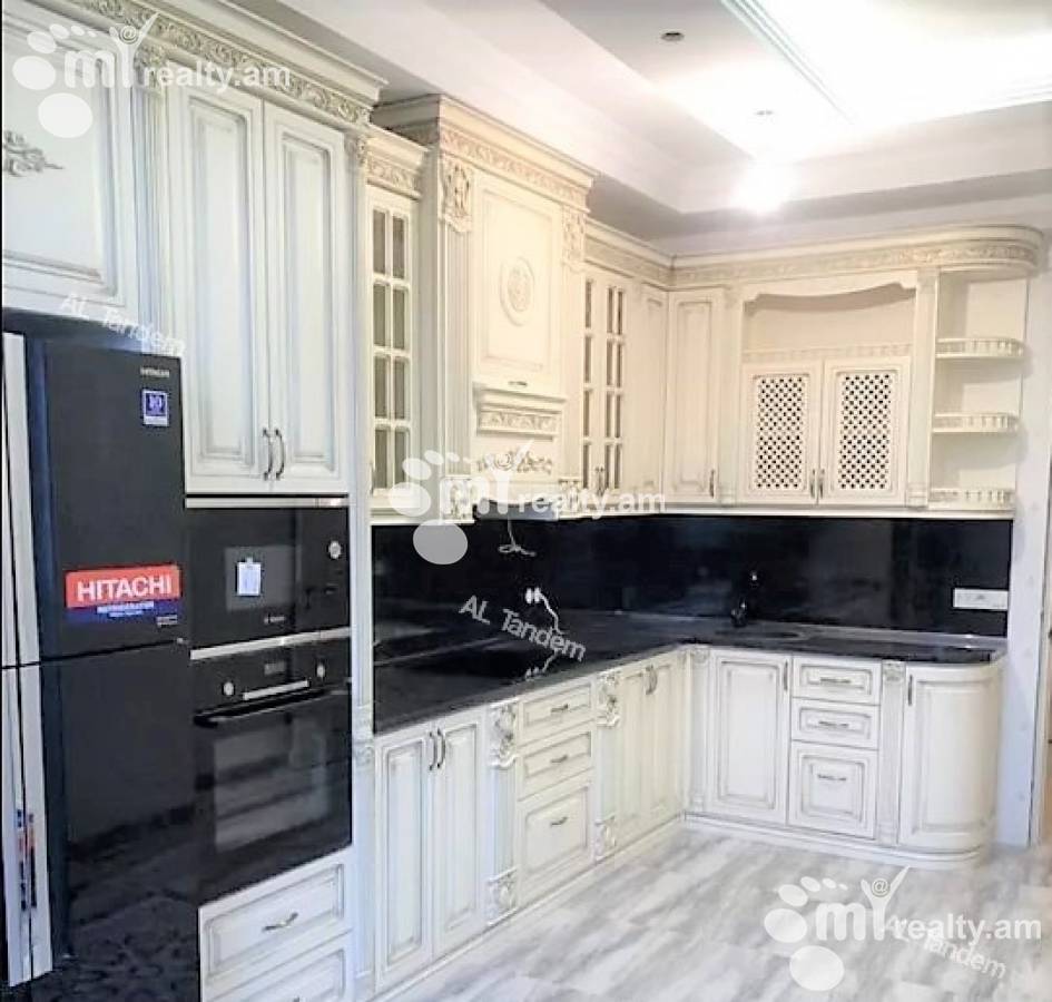 3 bedroom apartment for sale Rostom St, Center Yerevan, 125125